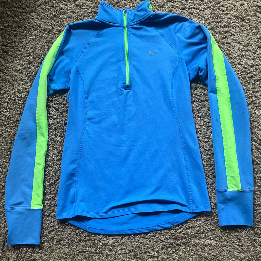 Nike Running Women's 1/4 Zip Top Sweatshirt ~ Dri Fit ~ Size Small